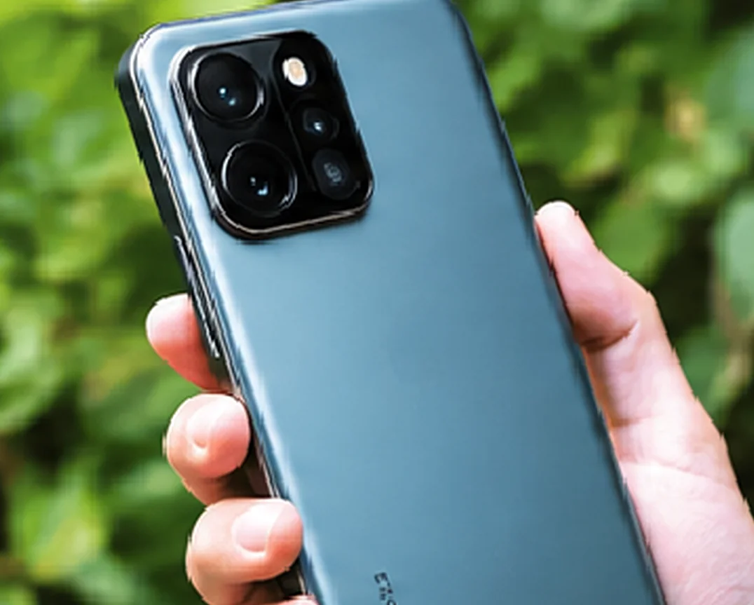 Xiaomi 15 Pro cầm trên tay
